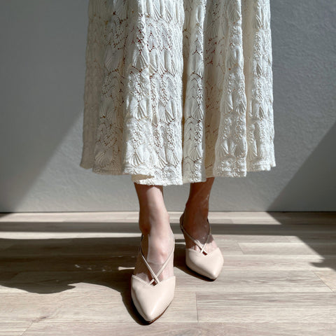 ラストワン15%OFF:クロス&バックストラップ パンプス(7240)グレージュ/mamian(マミアン)