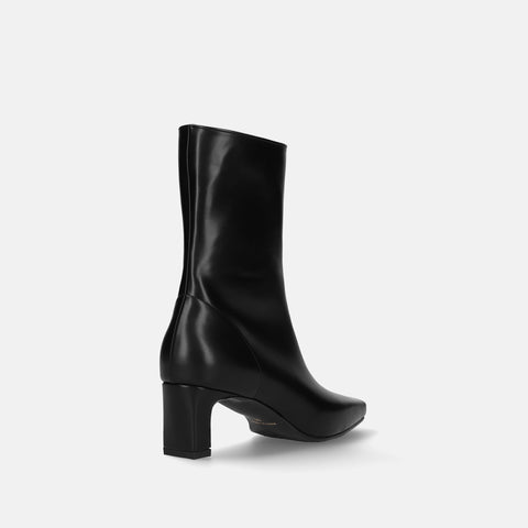 ラストワン60%OFF:ワイドスクエアトゥ ショートブーツ(5400)ブラック/mamian(マミアン)