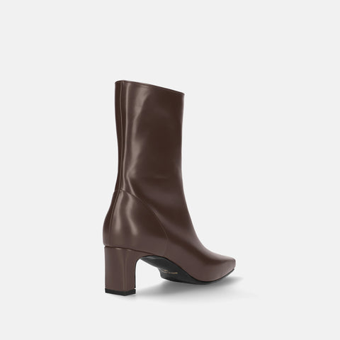 ラストワン60%OFF:ワイドスクエアトゥ ショートブーツ(5400)Dブラウン/mamian(マミアン)