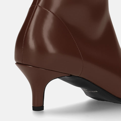 35% OFF: 2023AW: Pointed toe short boots (5736) D brown