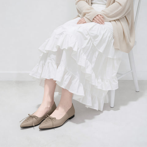 予約：2026SS：レースアップデザイン フラットシューズ（m17047）グレージュ/mamian（マミアン）